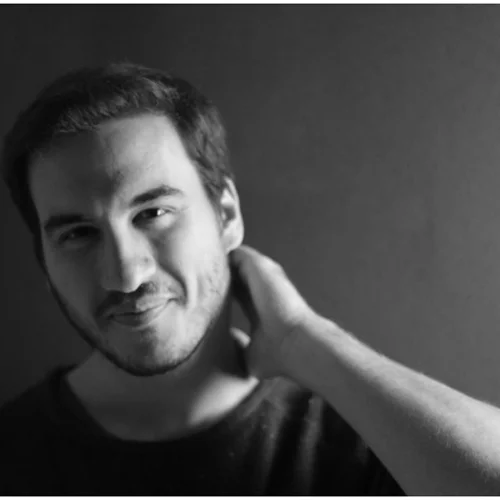 Ο Γιώργος Κουτλής σκηνοθετεί στη Στέγη Ιδρύματος Ωνάση